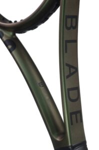 теннисная ракетка Wilson Blade 100L v8 Racket 02