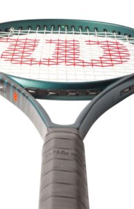 теннисная ракетка Wilson Blade 101L v9 Strung Racket 05