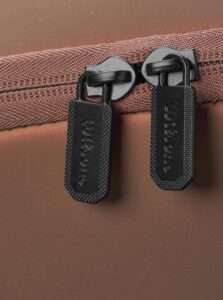 теннисная ракетка Wilson Super Tour 9R Pack Pro Staff Bag 04